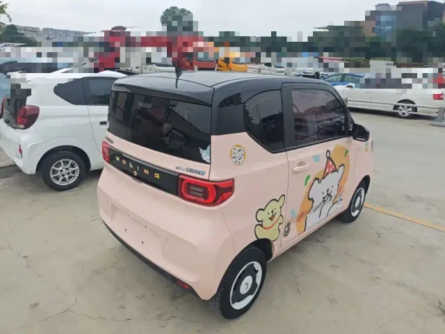 Wuling Hongguang Mini EV — Фото автомобиля 6