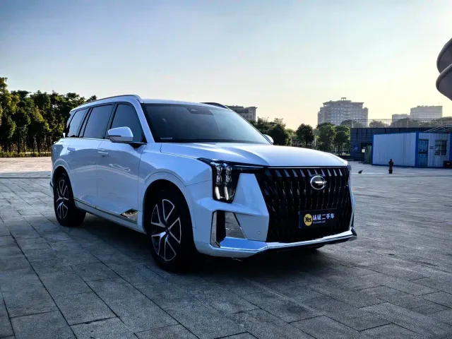 GAC Trumpchi GS8 — Фото автомобиля 3