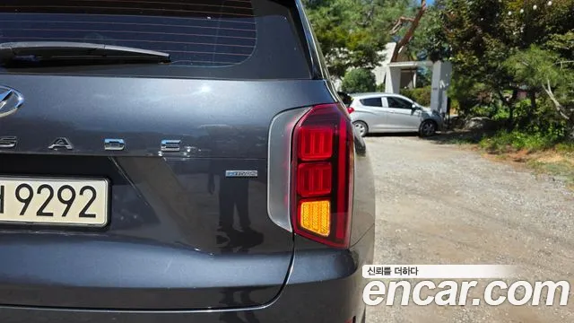 Hyundai Palisade Palisade Дизель 2.2 4WD — Фото автомобиля 21