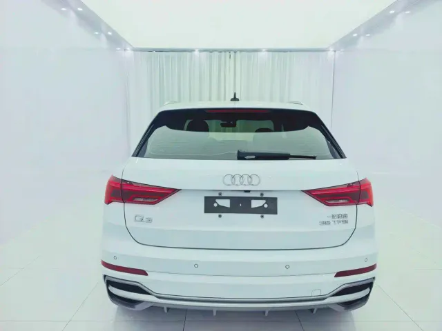 Audi Q3 — Фото автомобиля 6