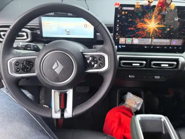 Baojun Yep Plus — Фото автомобиля 12