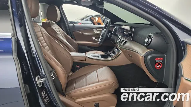 Mercedes-Benz E-Class W213 — Фото автомобиля 16