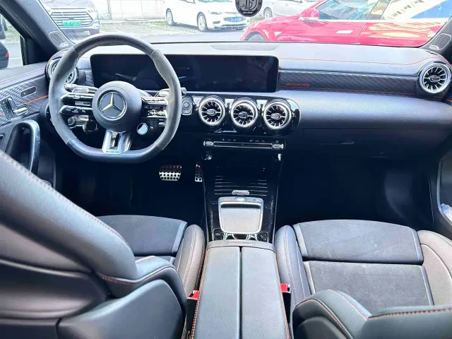 Mercedes-Benz A-Class AMG — Фото автомобиля 15