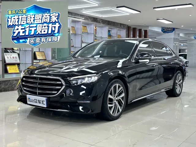 Фотография автомобиля — Mercedes-Benz E-Class