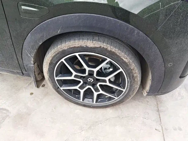 Leapmotor A10 — Фото автомобиля 6