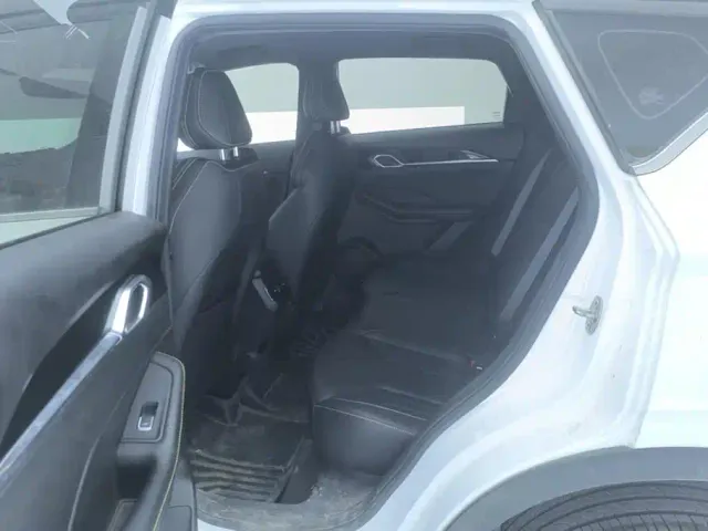 Geely Binyue — Фото автомобиля 11