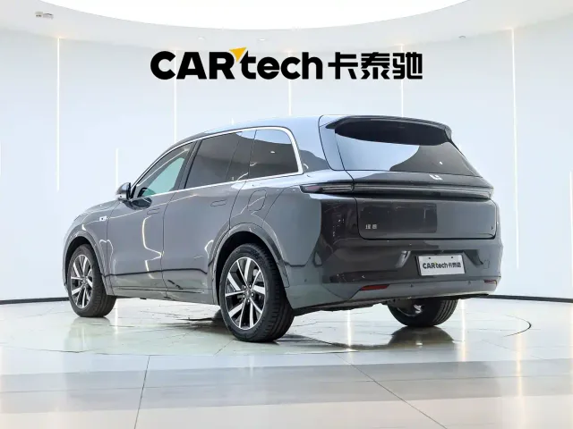 Li Auto L8 — Фото автомобиля 4