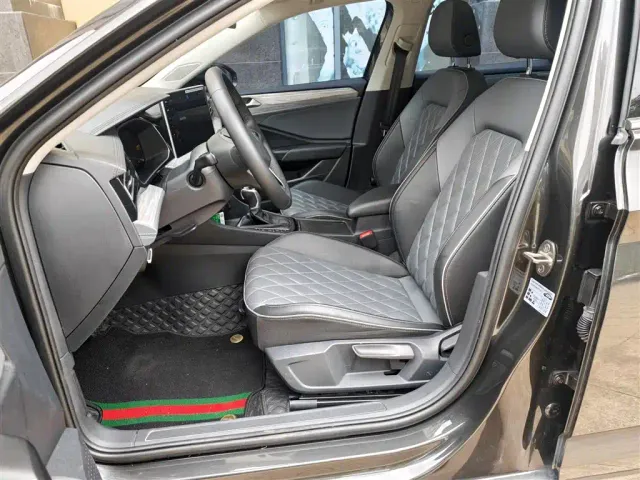 Volkswagen Sagitar — Фото автомобиля 14