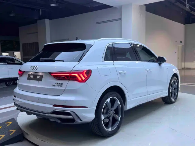 Audi Q3 — Фото автомобиля 6