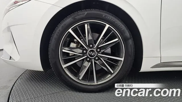 Hyundai Grandeur Новый Grandeur IG — Фото автомобиля 5