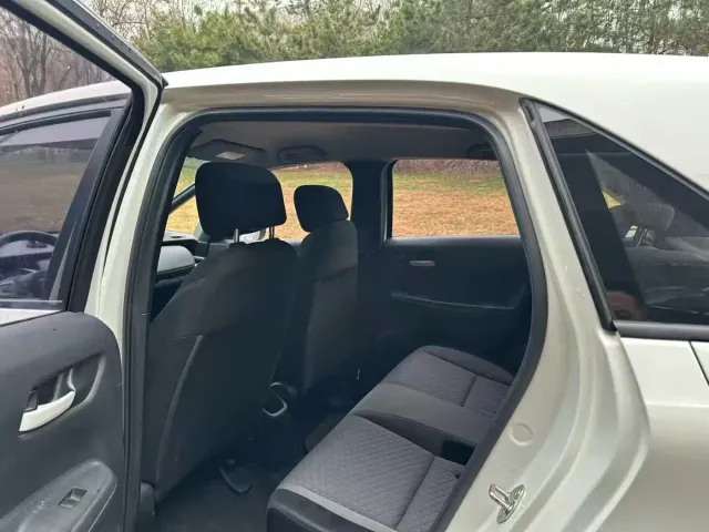 Honda Fit — Фото автомобиля 6