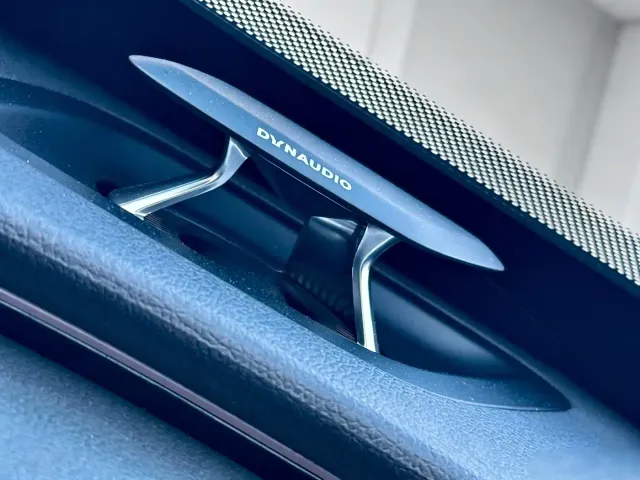 Xpeng P7 — Фото автомобиля 4