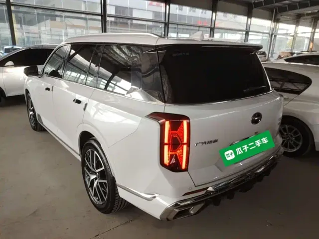 GAC Trumpchi GS8 — Фото автомобиля 4