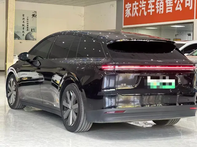 Li Auto i6 — Фото автомобиля 5