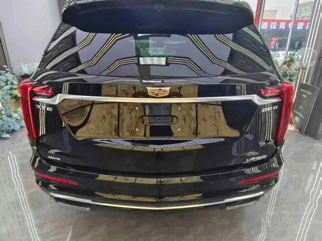 Cadillac XT6 — Фото автомобиля 18