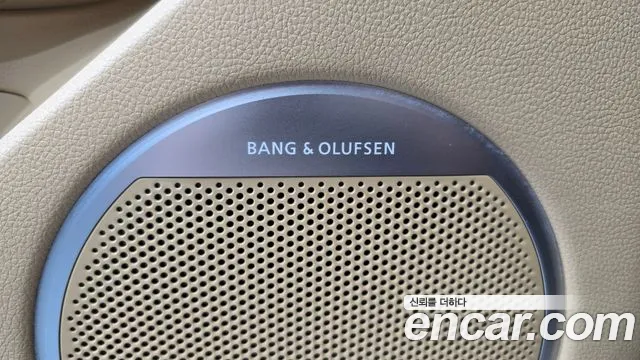 Genesis GV60 Standard — Фото автомобиля 27