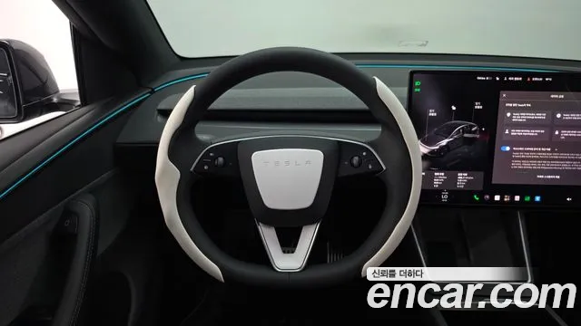 Tesla Model Y — Фото автомобиля 19
