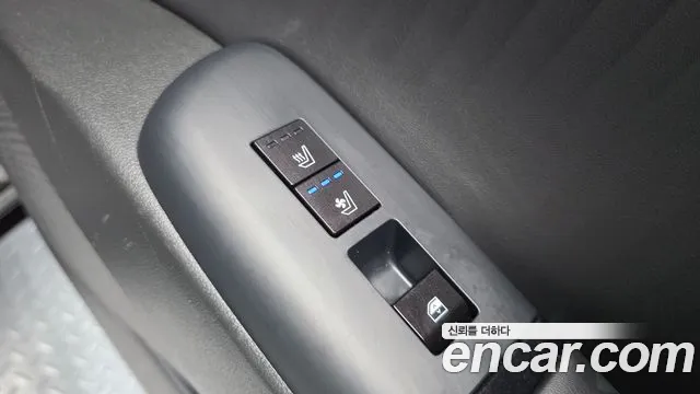 Hyundai Grandeur Grandeur (GN7) 3.5 Бензин 4WD — Фото автомобиля 19