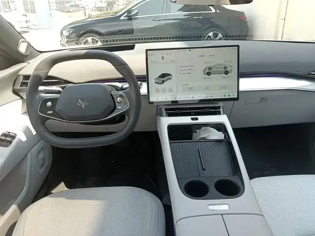 Arcfox Alpha S5 — Фото автомобиля 7