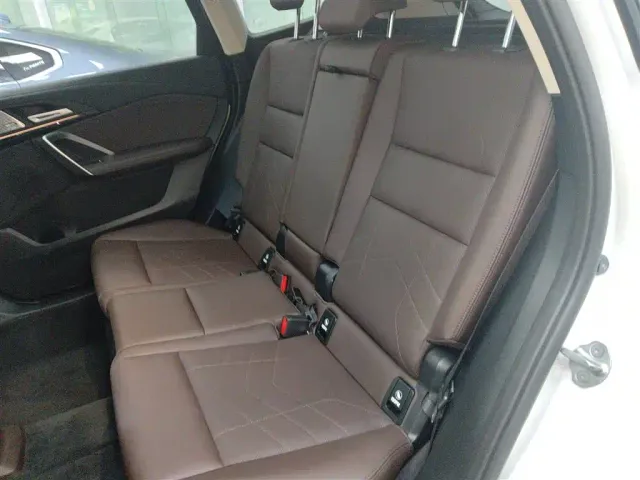 BMW X1 — Фото автомобиля 13