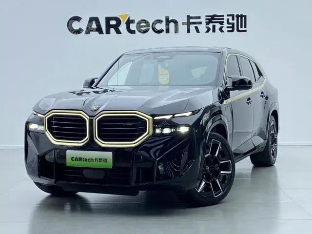 BMW XM — Фото автомобиля 12