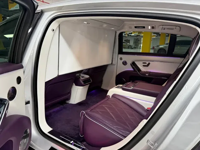 Zunjie Zunjie S800 2025 Model Extended Range Starlight Executive Edition 4-seater — Фото автомобиля 26