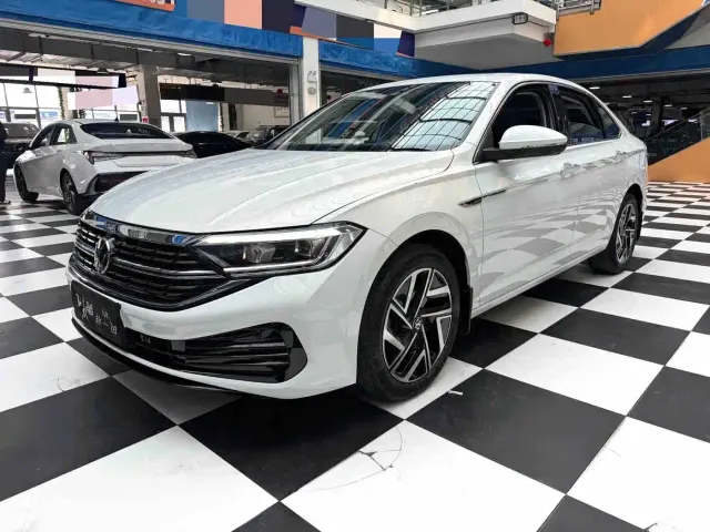 Фотография автомобиля — Volkswagen Sagitar