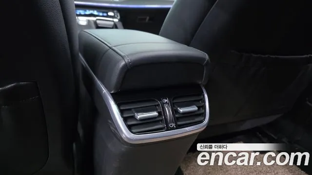 Hyundai Grandeur — Фото автомобиля 29