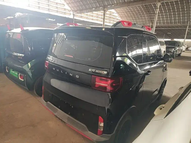 Wuling Hongguang Mini EV — Фото автомобиля 8