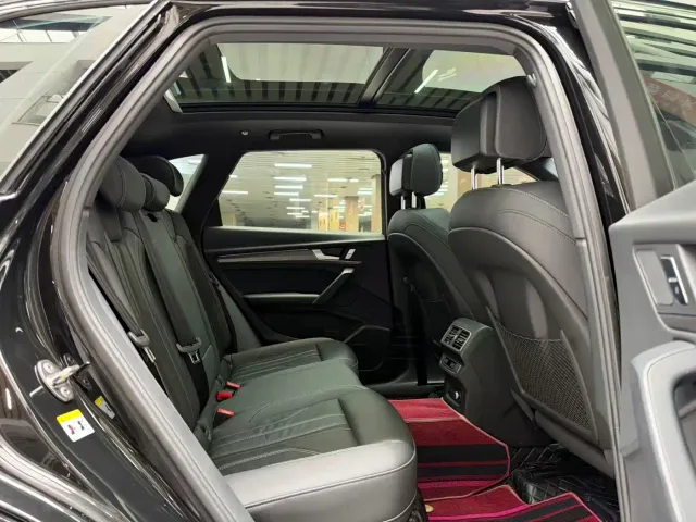 Audi Q5L — Фото автомобиля 20