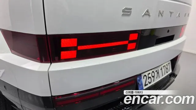 Hyundai Santafe Santa Fe (MX5) Бензин 2.5T 2WD — Фото автомобиля 18