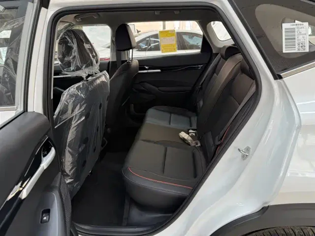 Kia Seltos — Фото автомобиля 17