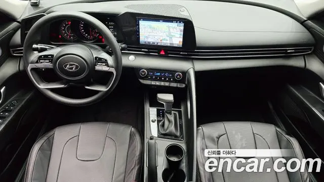 Hyundai Avante CN7 — Фото автомобиля 10