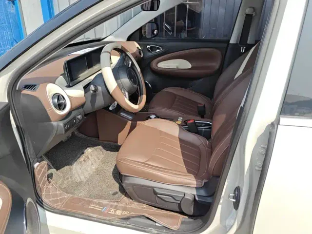 Wuling Bingo — Фото автомобиля 9