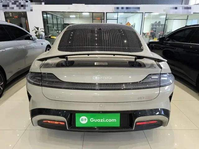 Xiaomi SU7 — Фото автомобиля 5