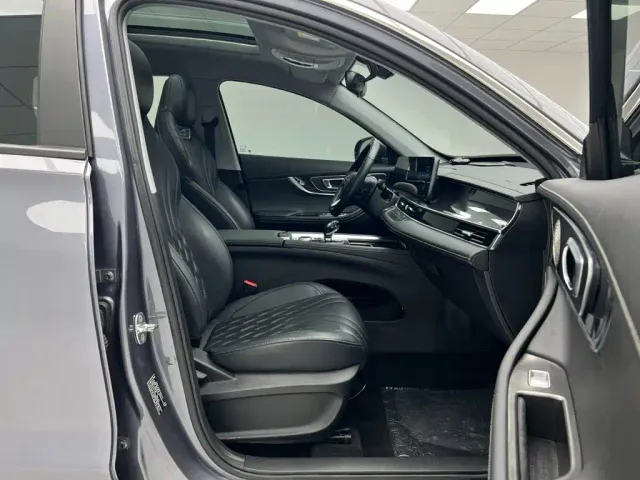 Chery Tiggo 7 PLUS — Фото автомобиля 16