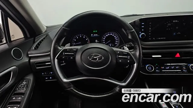 Hyundai Sonata — Фото автомобиля 19