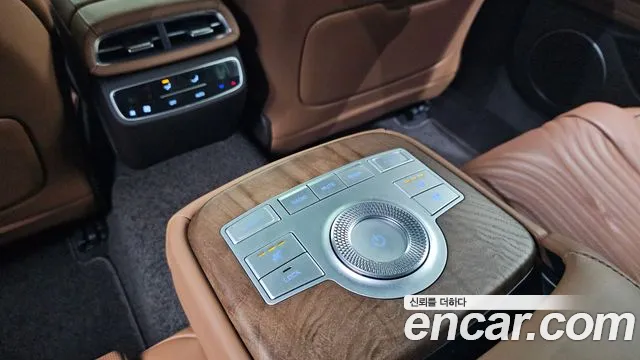 Genesis G80 Бензин 2.5 турбо AWD — Фото автомобиля 13