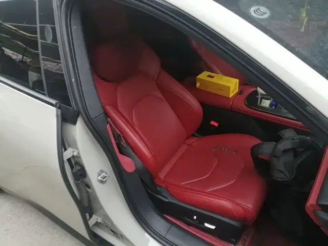 Xiaomi SU7 — Фото автомобиля 24