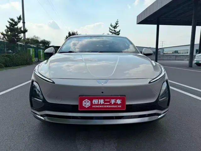 Wuling Starlight — Фото автомобиля 2