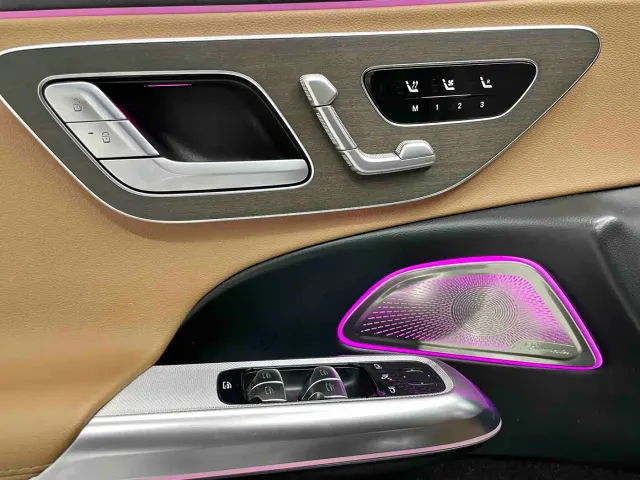 Mercedes-Benz E-Class — Фото автомобиля 13