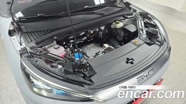 BYD Atto 3 — Фото автомобиля 9