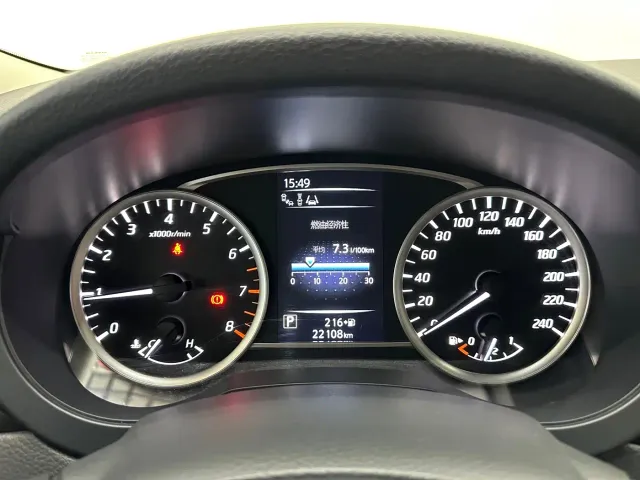 Nissan Tiida — Фото автомобиля 18