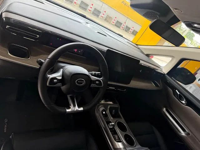 GAC Trumpchi E8 — Фото автомобиля 5
