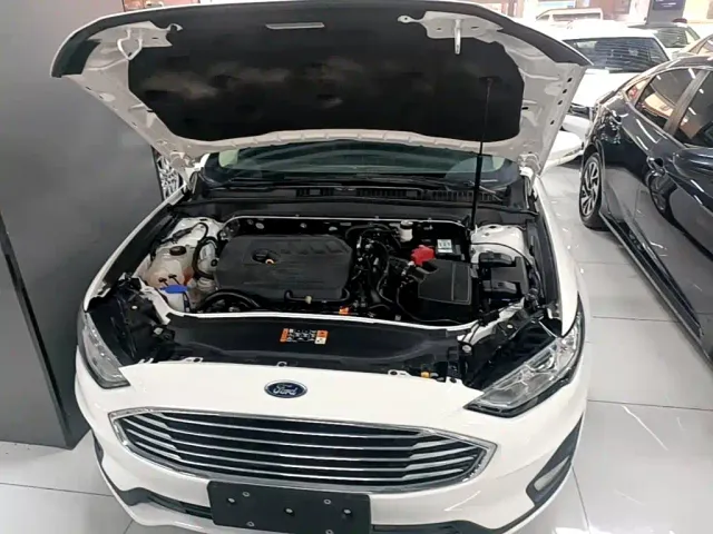 Ford Mondeo — Фото автомобиля 19
