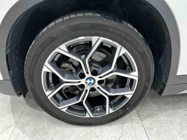 BMW X1 — Фото автомобиля 26