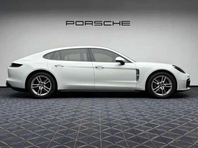 Porsche Panamera — Фото автомобиля 5