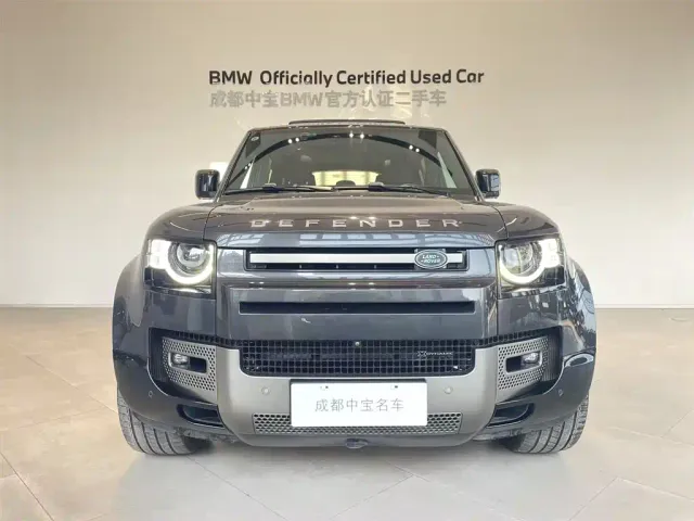 Land Rover Defender — Фото автомобиля 5