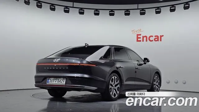 Hyundai Grandeur — Фото автомобиля 2