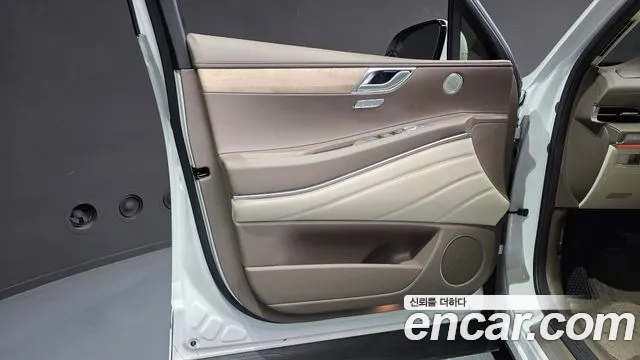 Genesis GV80 — Фото автомобиля 13
